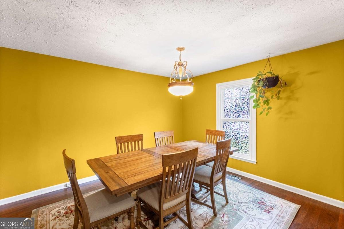 594 Manning Road Marietta - 2