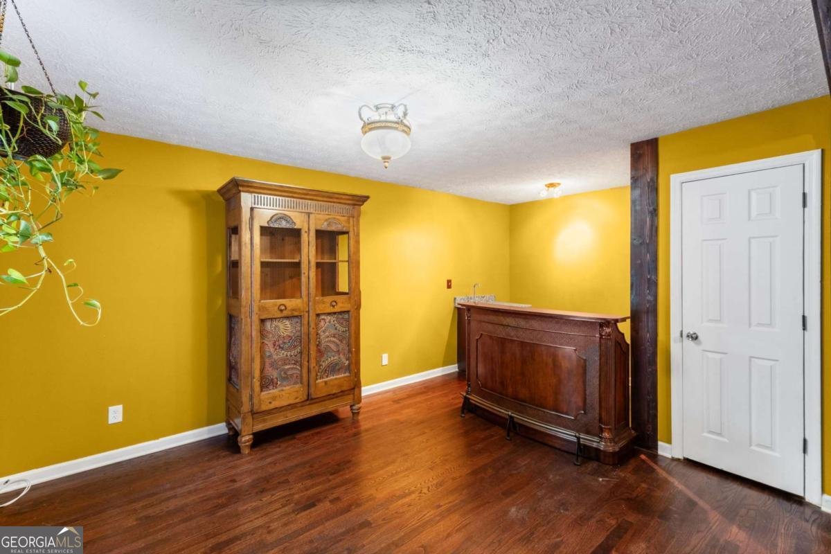 594 Manning Road Marietta - 9