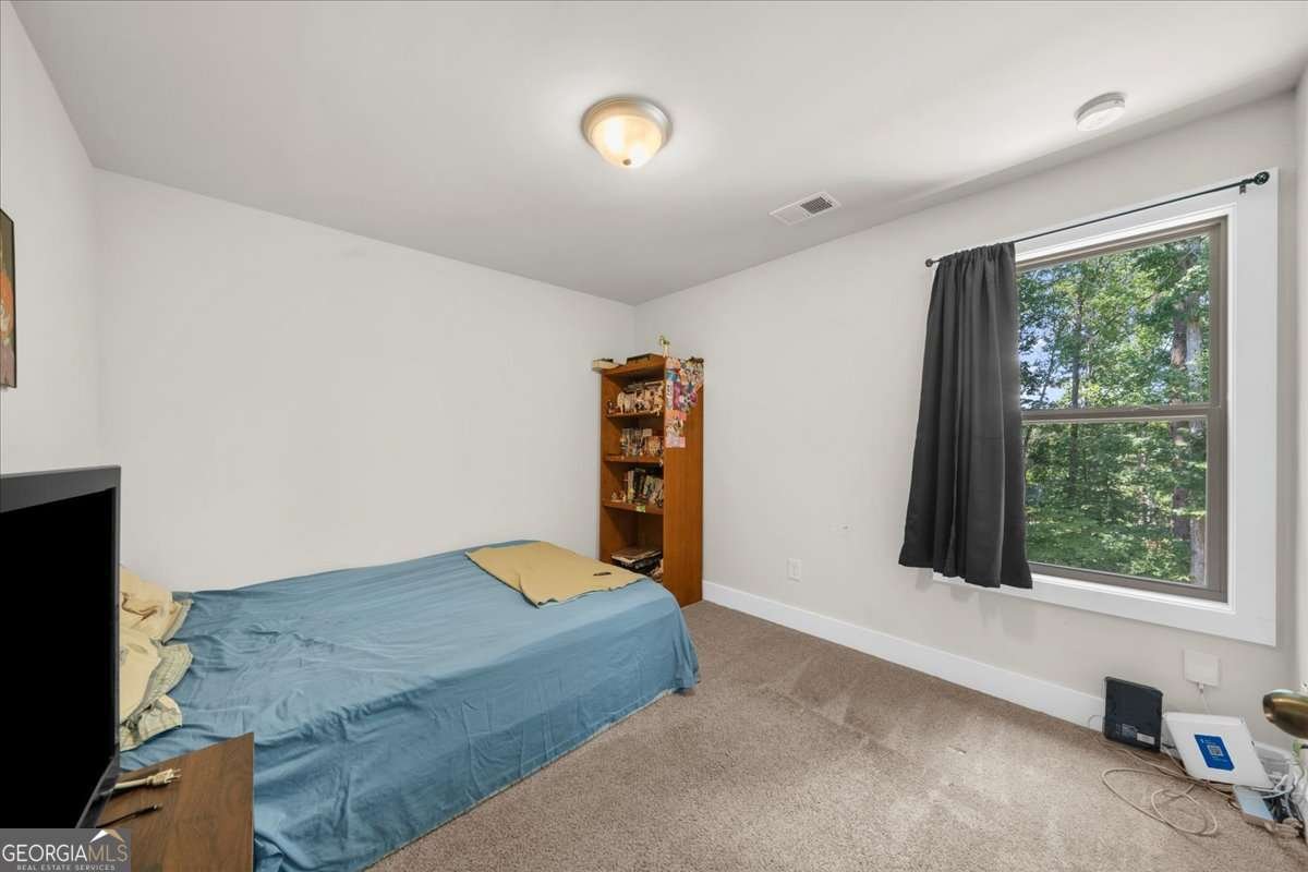 6425 Dogwood Way Gainesville - 32