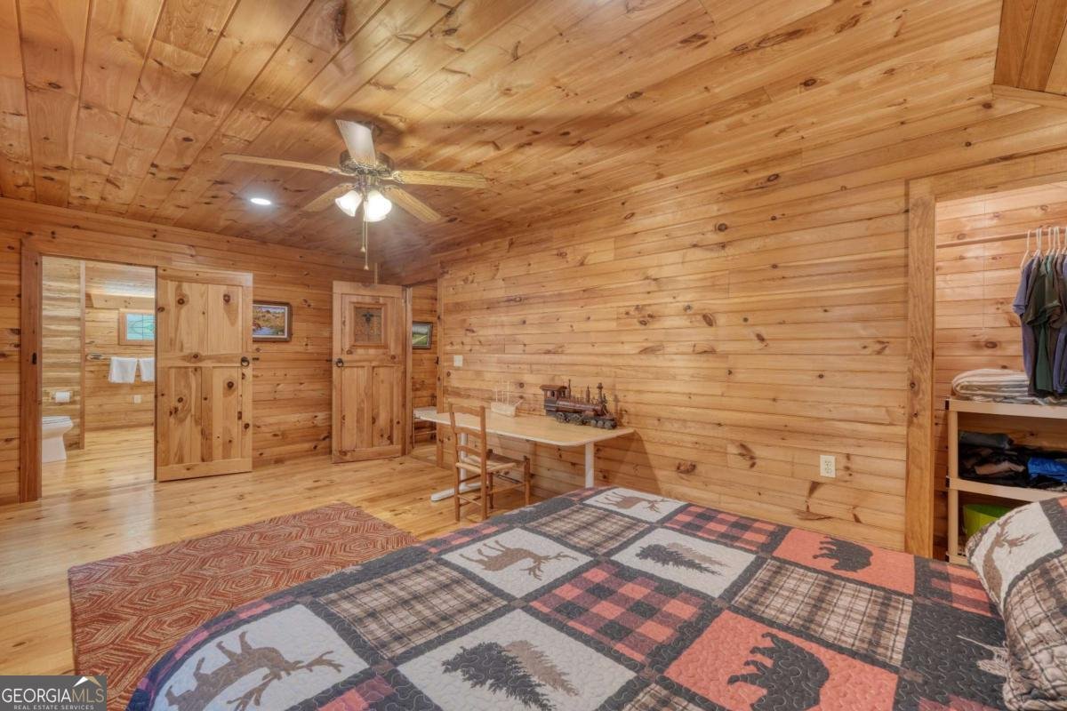 317 Collins Creek Road Hiawassee - 24