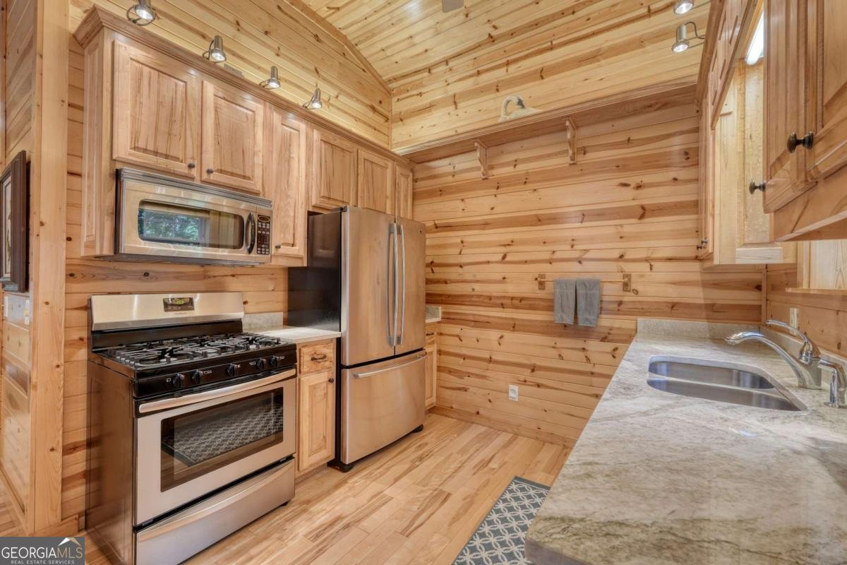 317 Collins Creek Road Hiawassee - 43