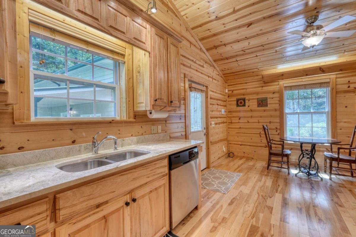 317 Collins Creek Road Hiawassee - 45