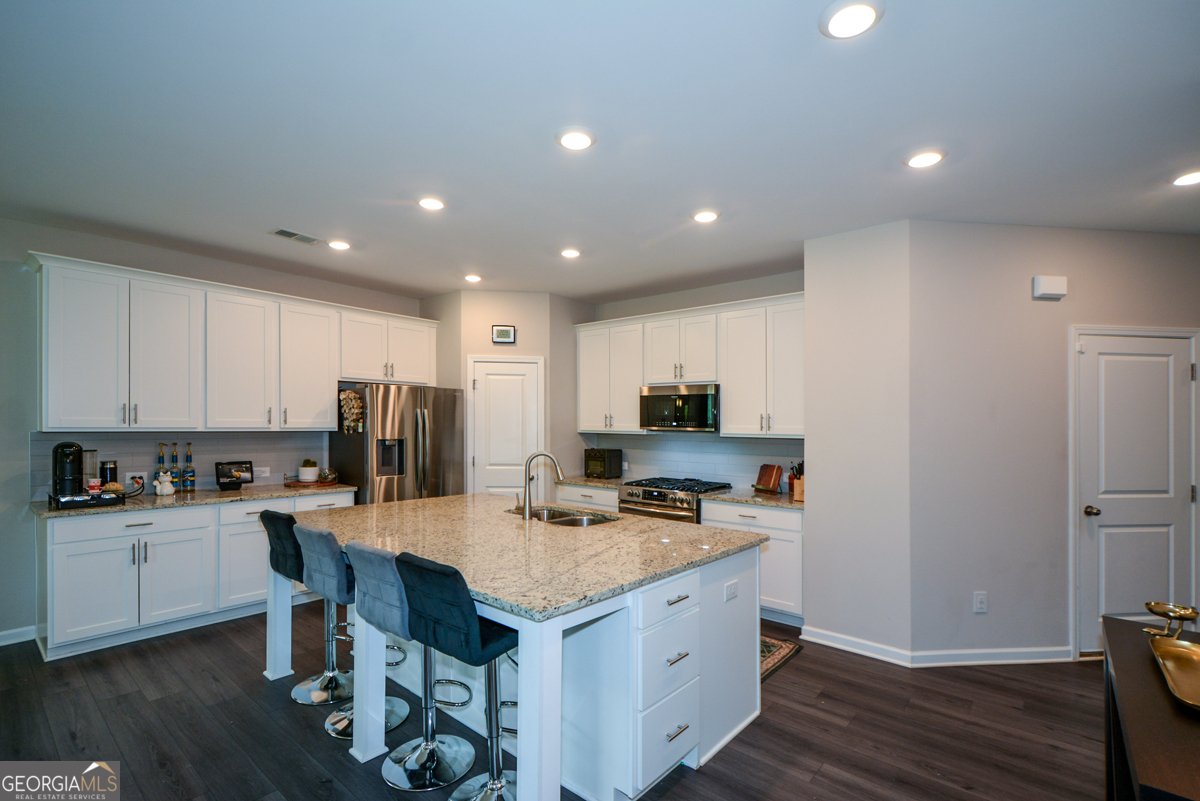3401 Park Pointe Circle Scottdale - 10