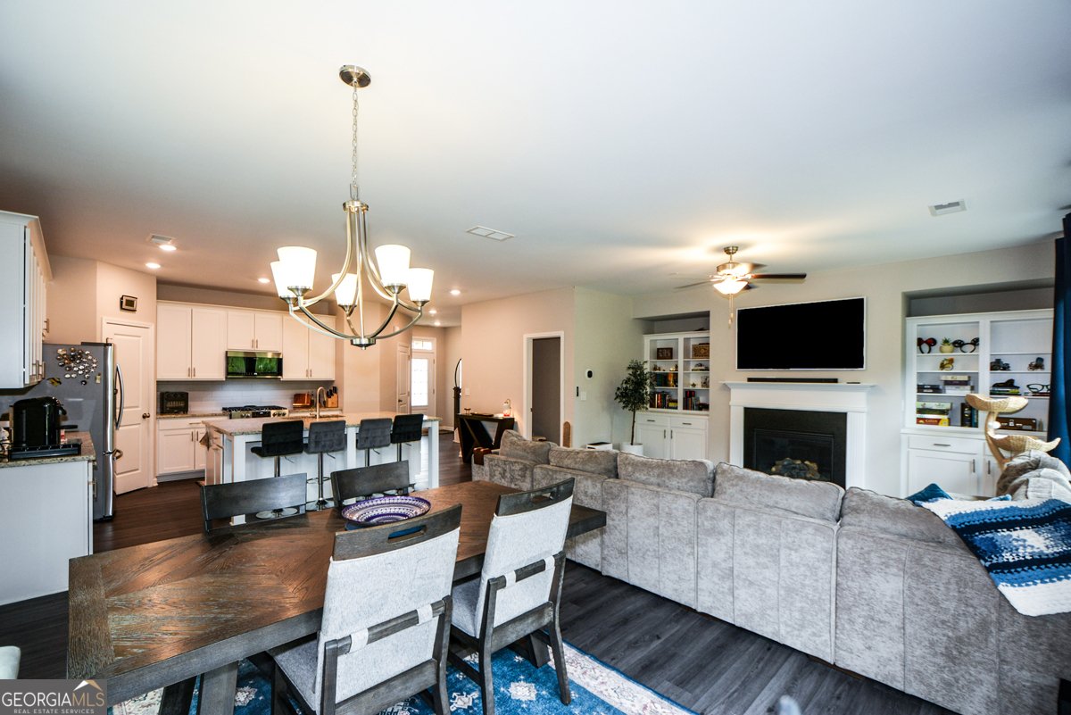3401 Park Pointe Circle Scottdale - 9