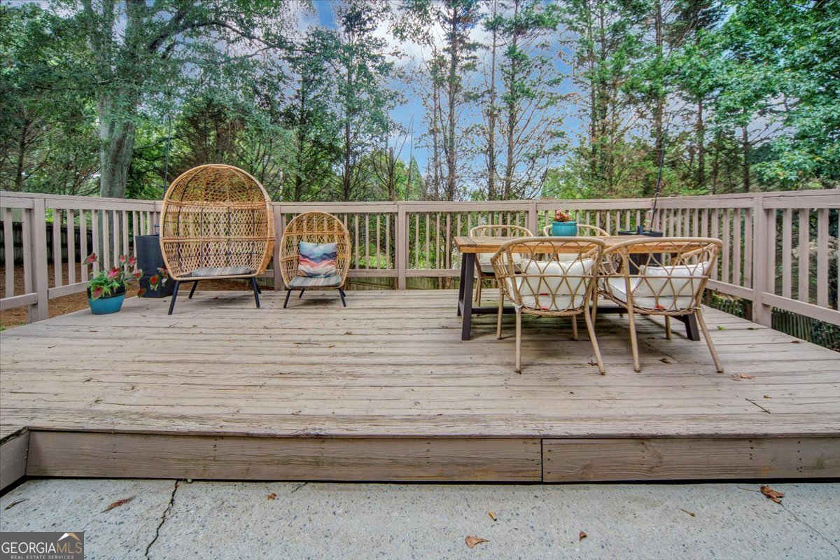 5590 Kennemore Drive Alpharetta - 19