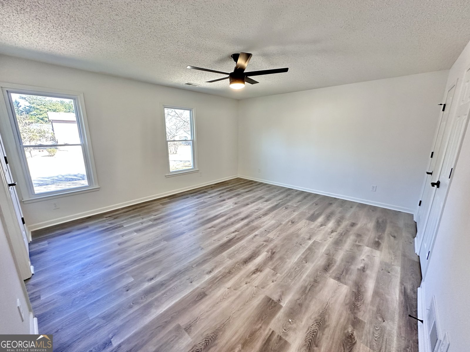 101 Summer Pond Trail Lawrenceville - 14