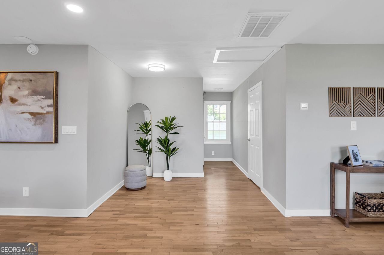 3910 CLAIRMONT Road Atlanta - 3