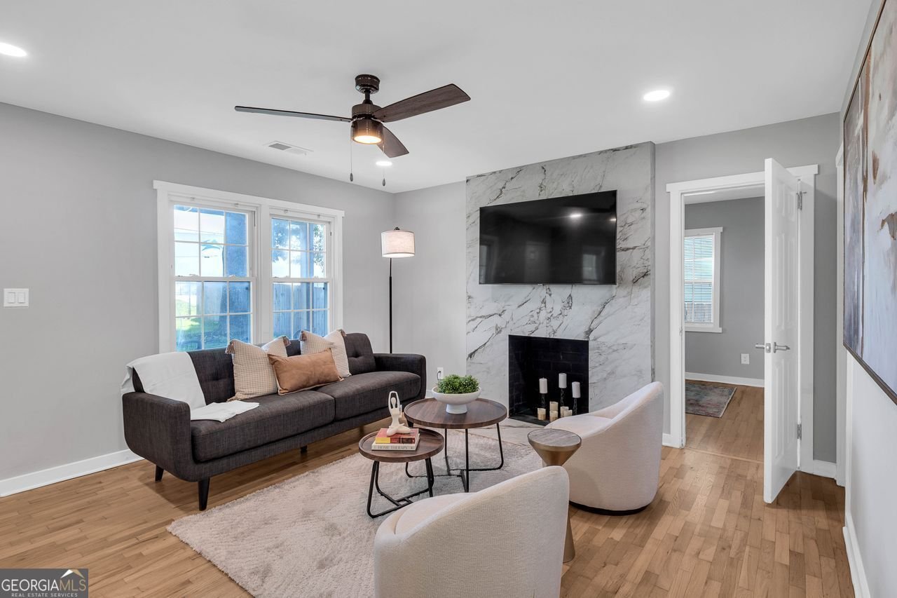 3910 CLAIRMONT Road Atlanta - 5