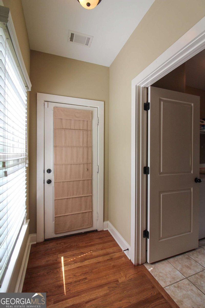 1252 Townside Place Bishop - 18