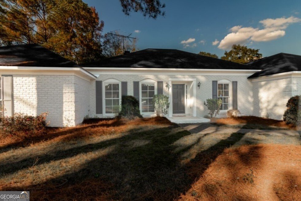 5041 Yosemite Drive Columbus - 1