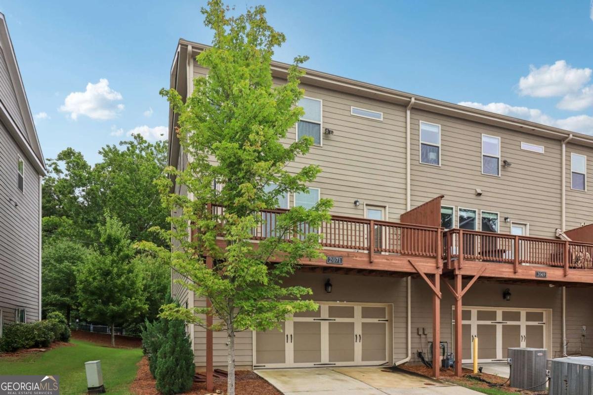 2071 Morrison Avenue Brookhaven - 29