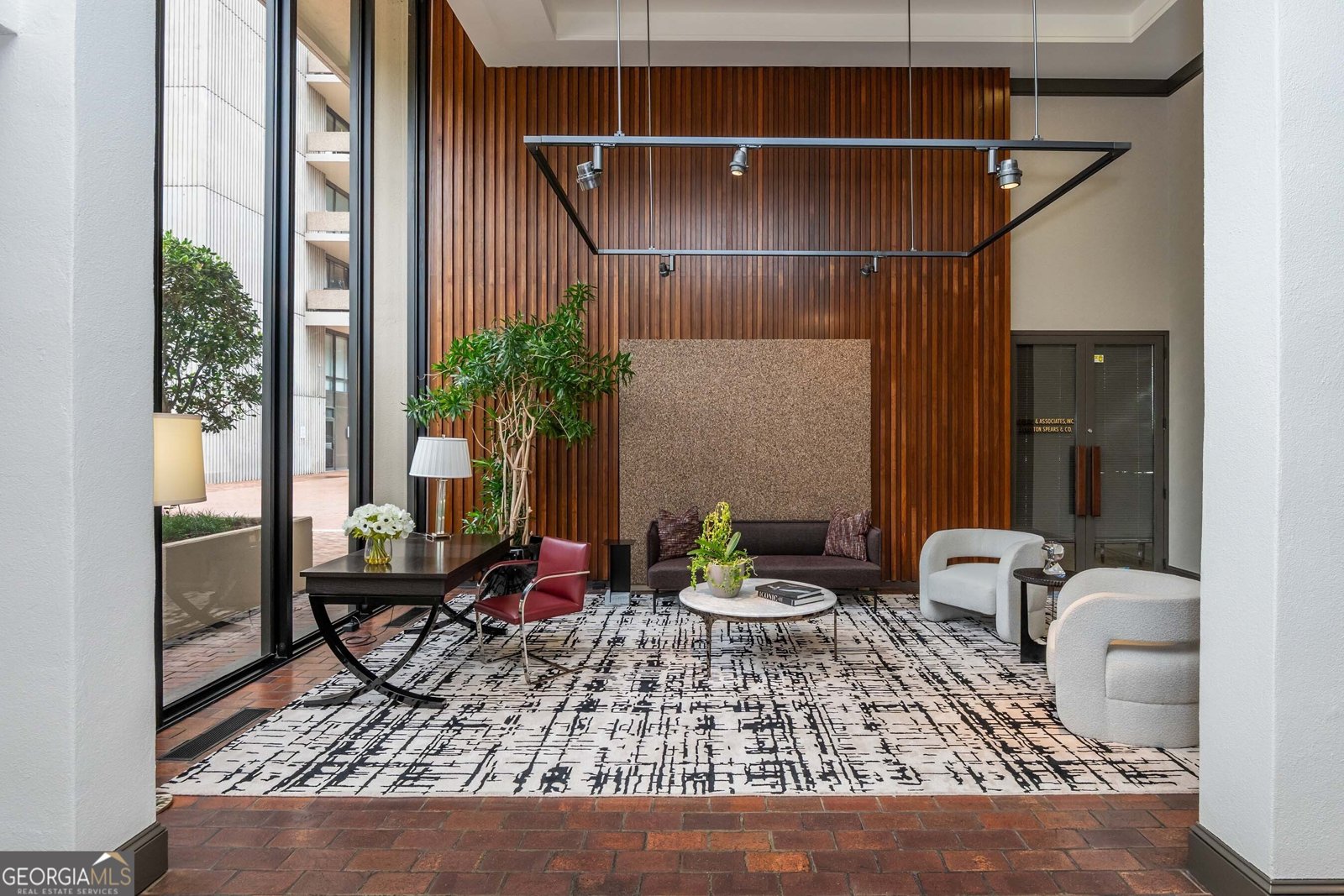 2575 Peachtree Road Atlanta - 15