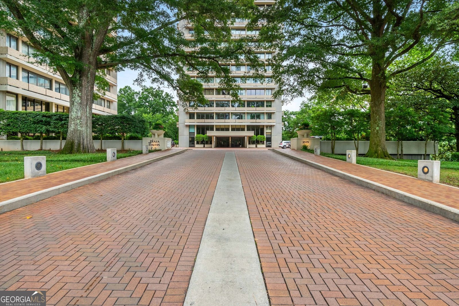 2575 Peachtree Road Atlanta - 20