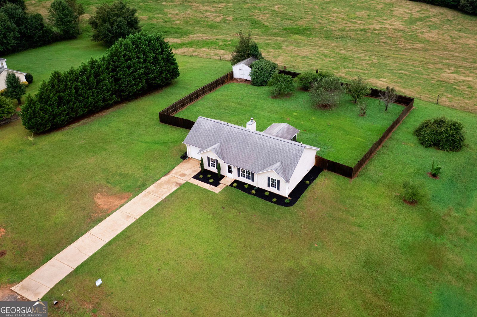 113 Carols Lane Locust Grove - 39