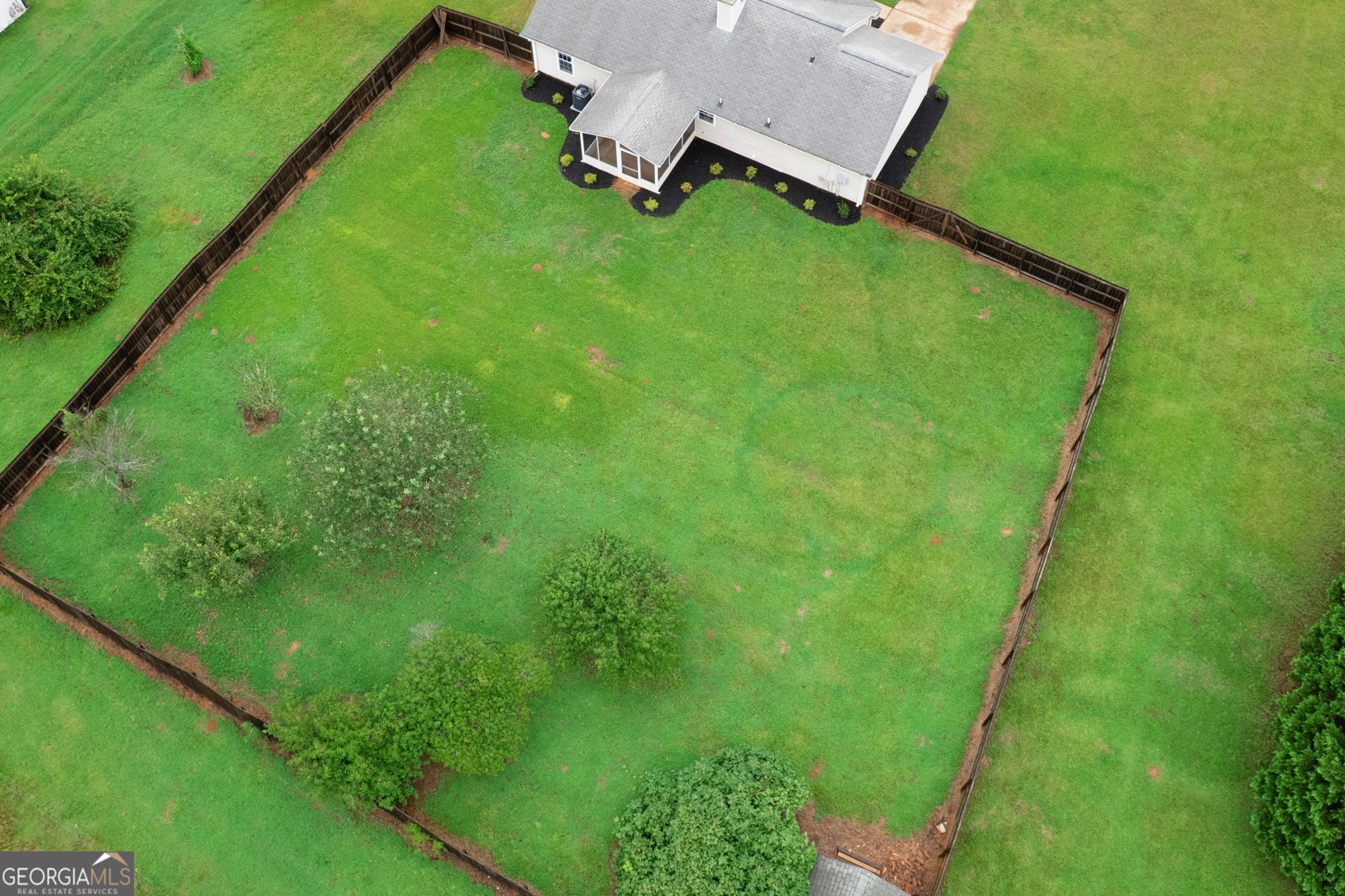 113 Carols Lane Locust Grove - 40