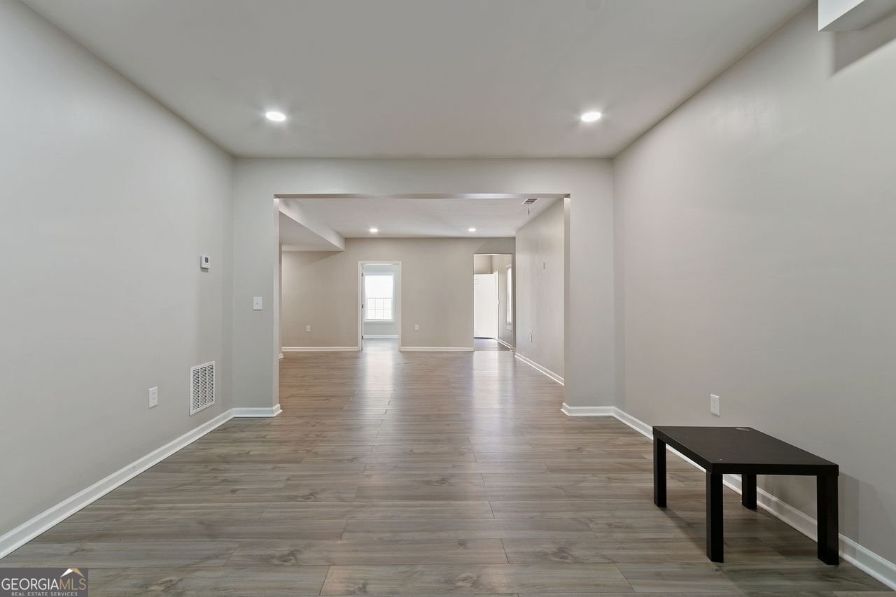 829 Castlebottom Lawrenceville - 31