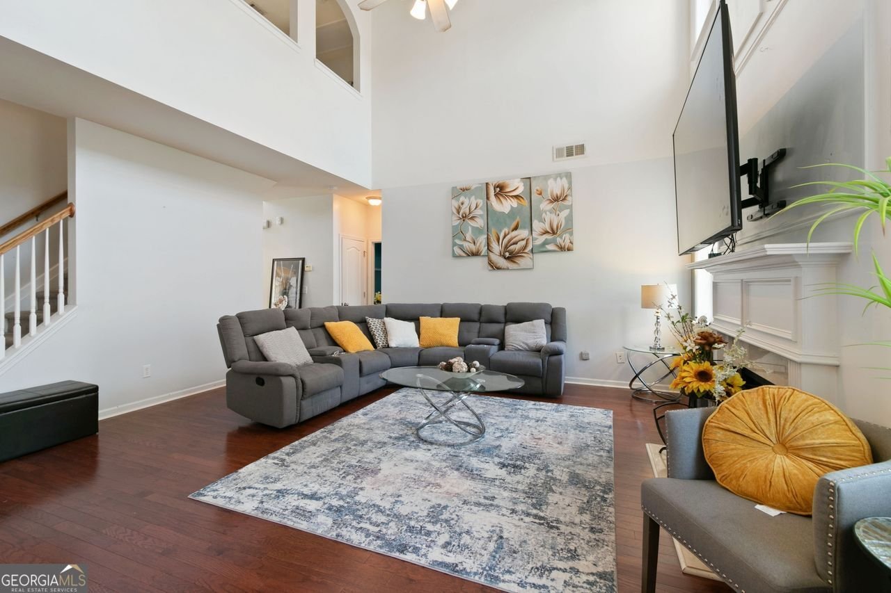 829 Castlebottom Lawrenceville - 4
