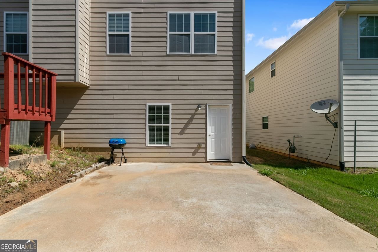 829 Castlebottom Drive Lawrenceville - 42