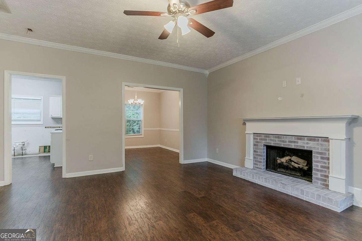 6001 Devonshire Drive Flowery Branch - 3