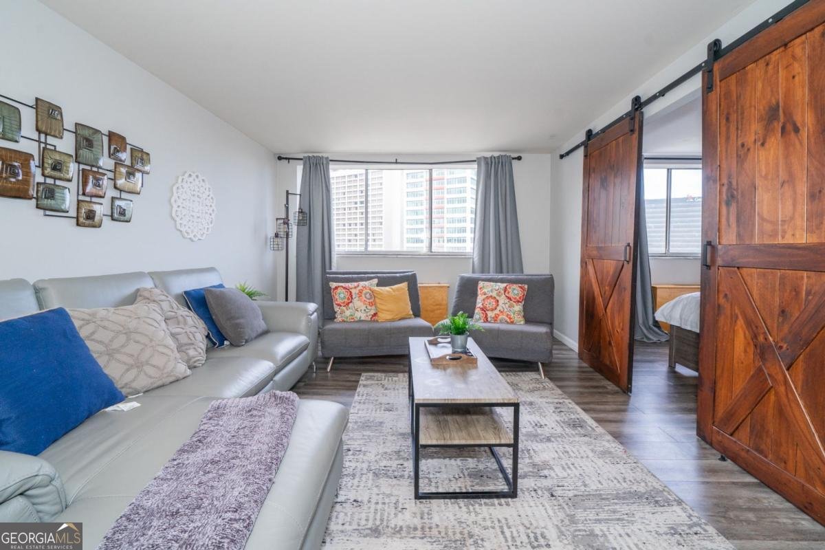 215 Piedmont Avenue Atlanta - 9