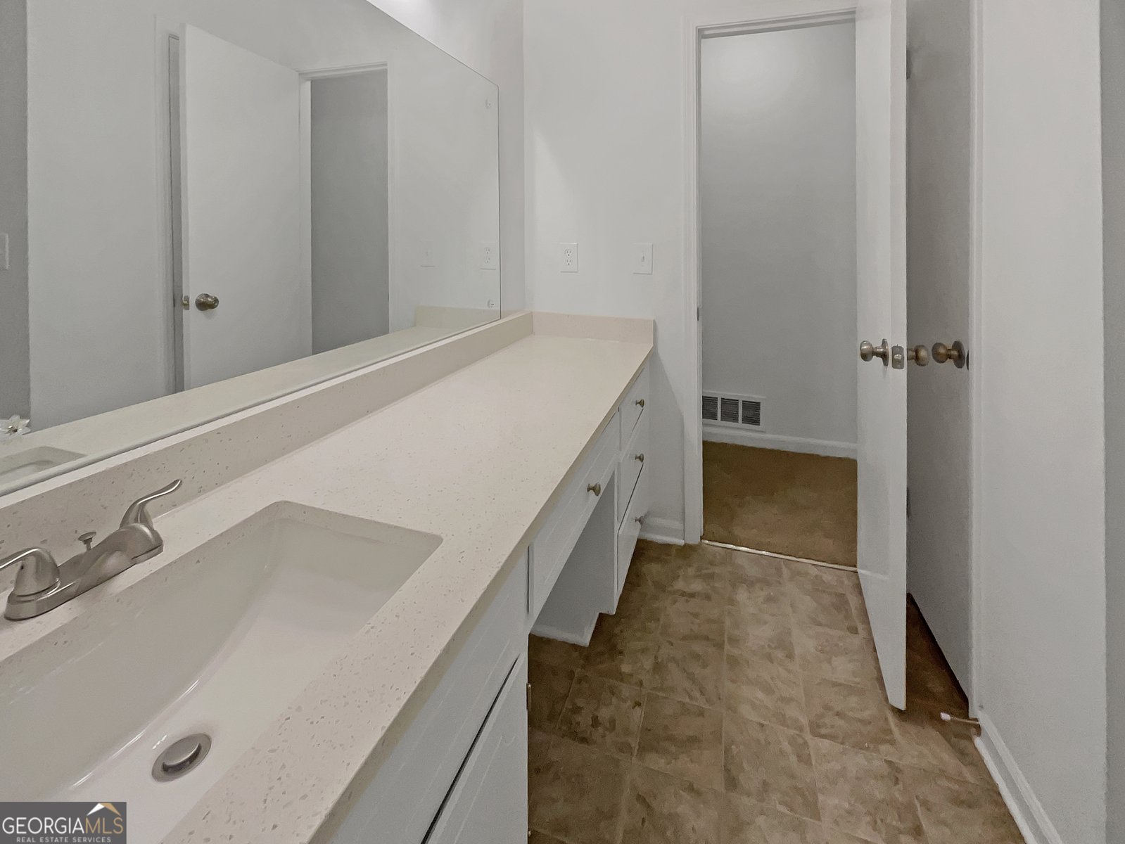 4726 Alpine Drive Lilburn - 12