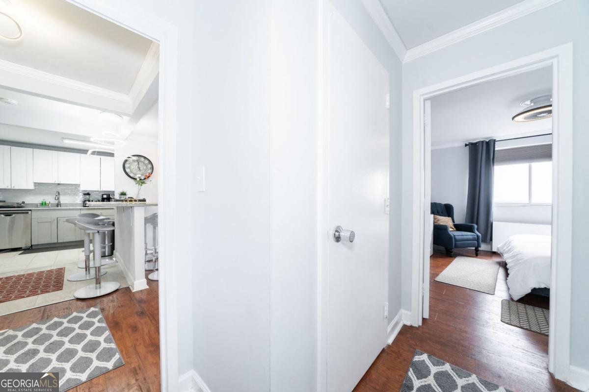 215 Piedmont Avenue Atlanta - 27
