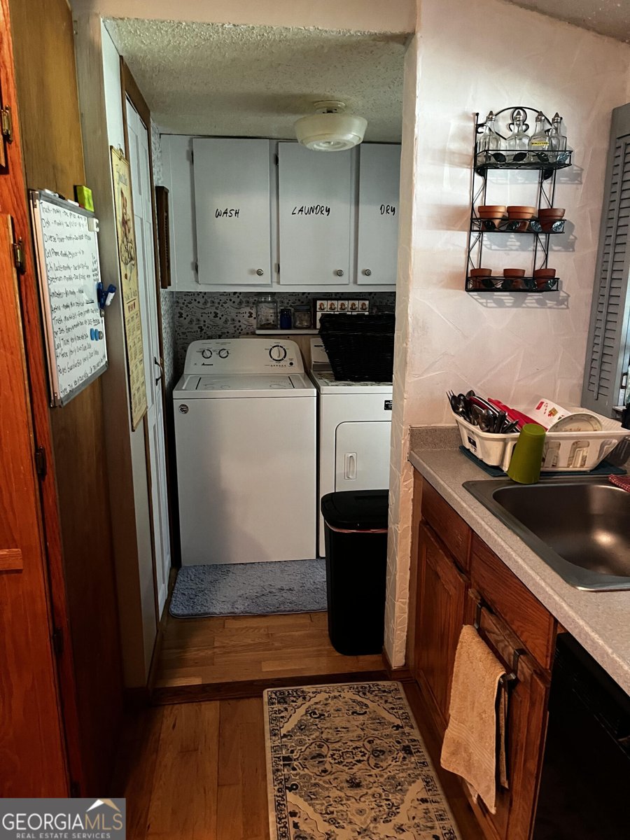 40 Collins Drive West Point - 8