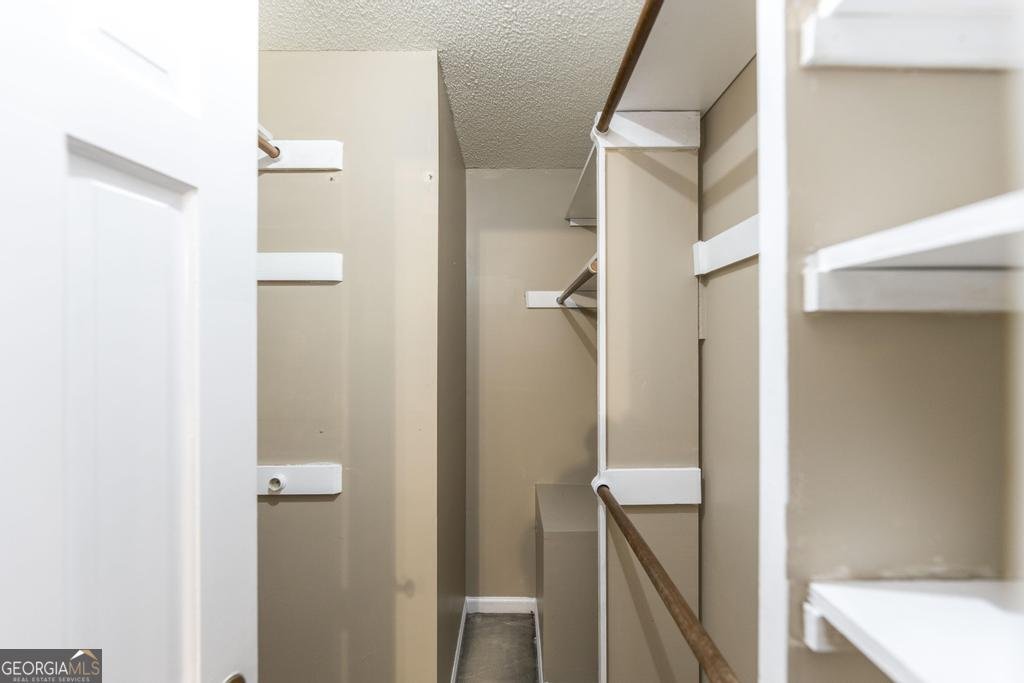 2667 Governor Macdonald Lane Macon - 25