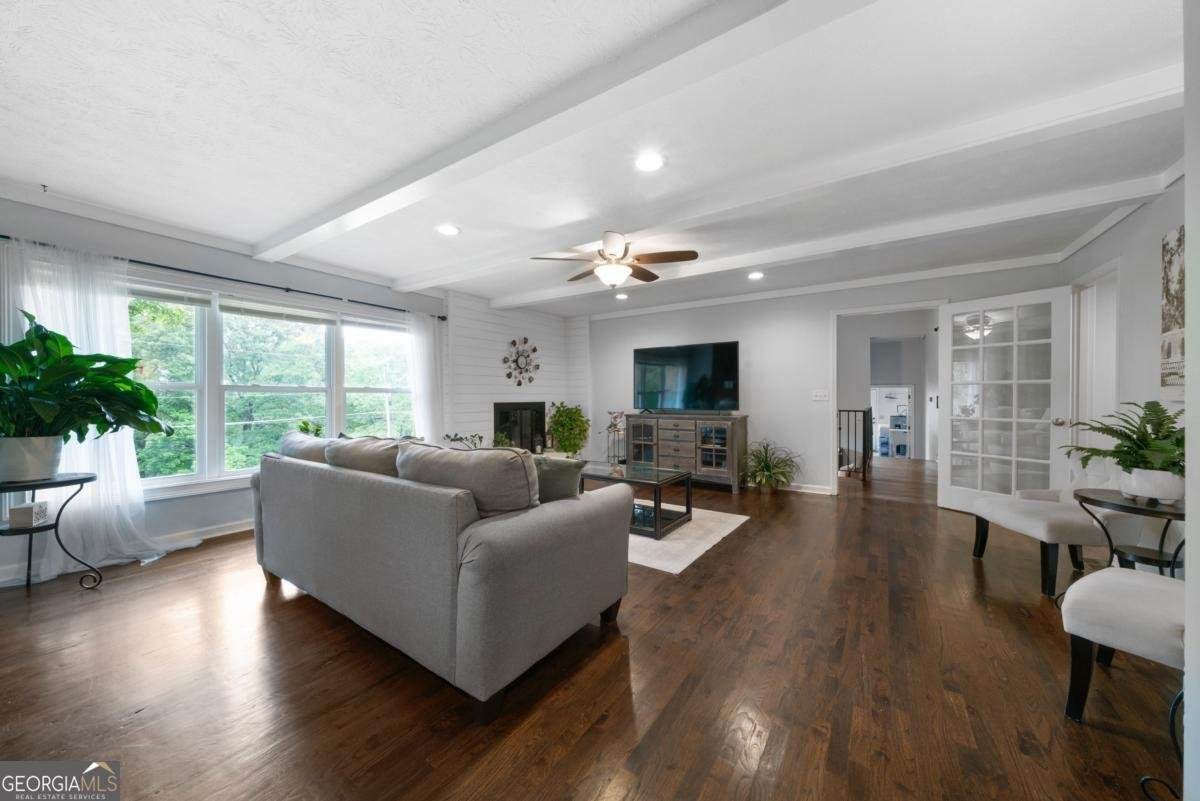 52 Buena Vista Circle Cartersville - 1