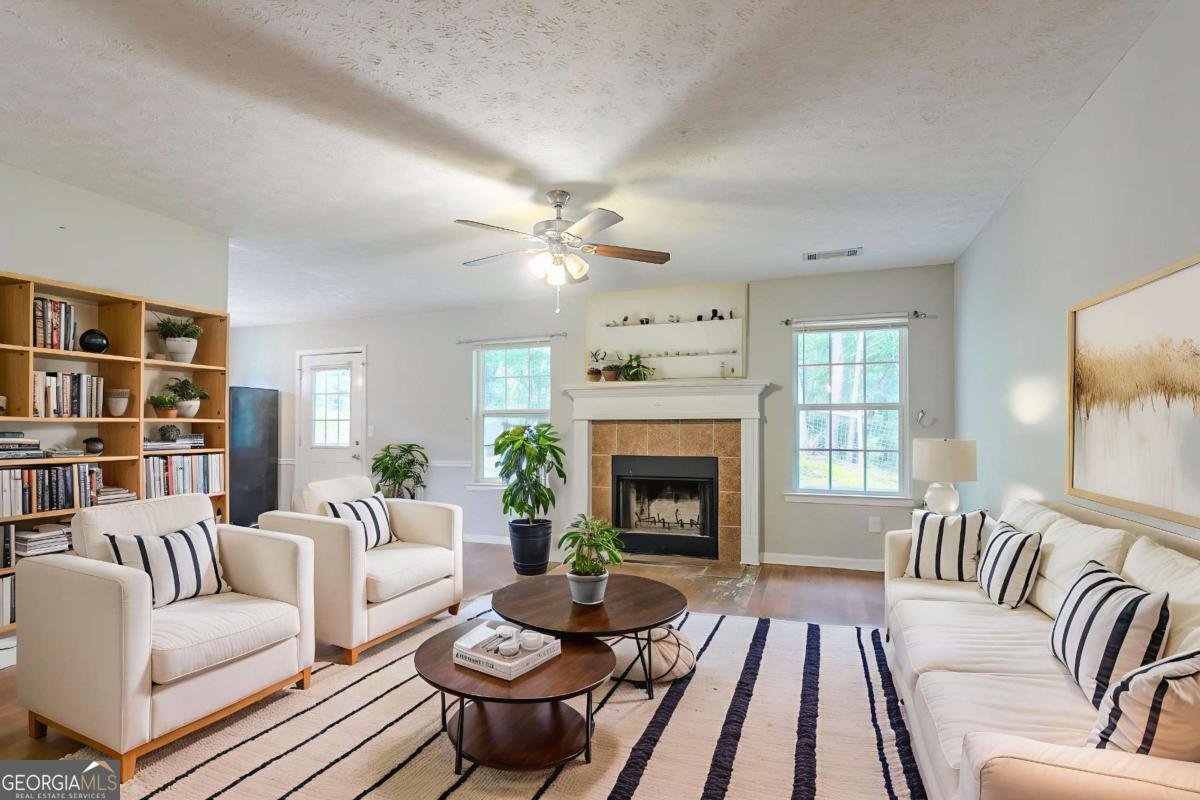 7457 Dogwood Trail Murrayville - 4