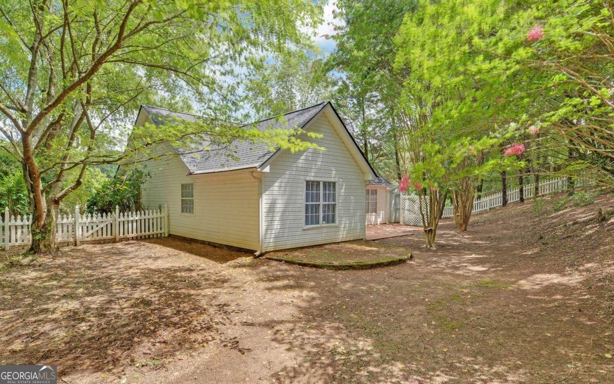 251 Arden Oaks Place Suwanee - 39