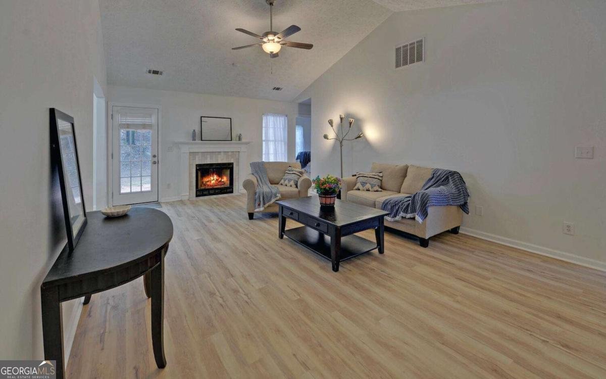 251 Arden Oaks Place Suwanee - 4