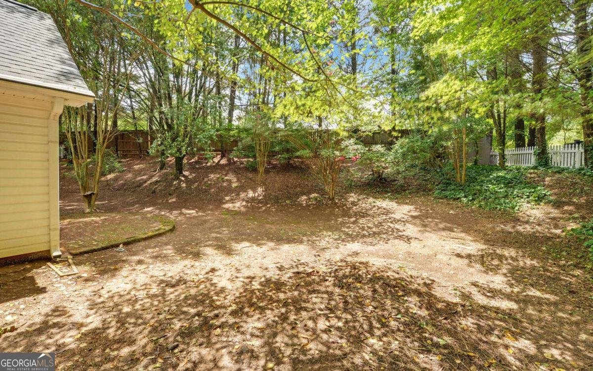 251 Arden Oaks Place Suwanee - 40