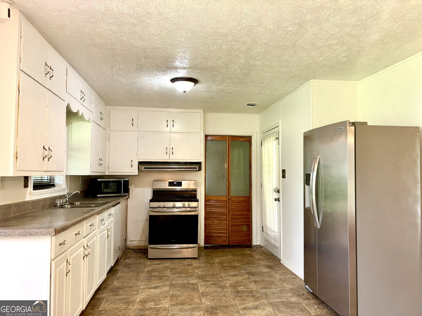 295 Grove Street Barnesville - 20
