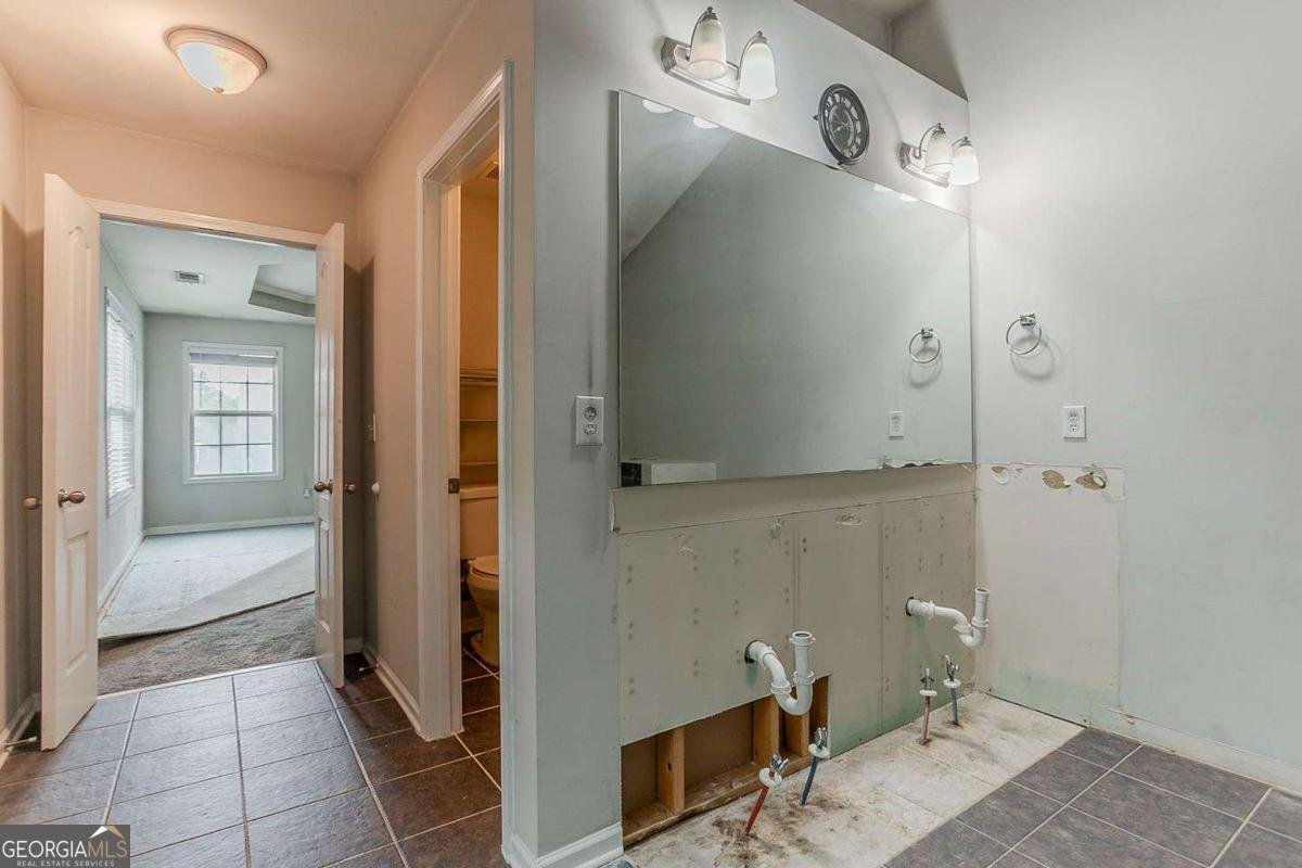 2148 Splitrail Trail Buford - 38