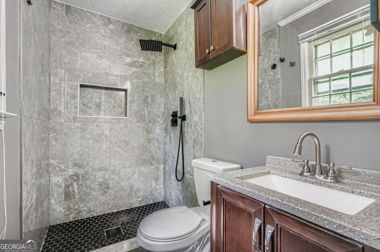 513 FIELDSTREAM Way Lawrenceville - 16