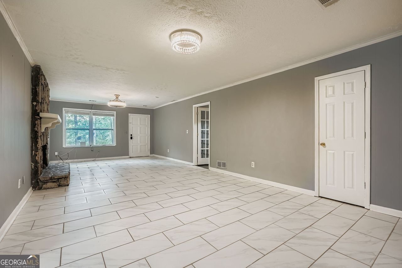 513 FIELDSTREAM Way Lawrenceville - 8
