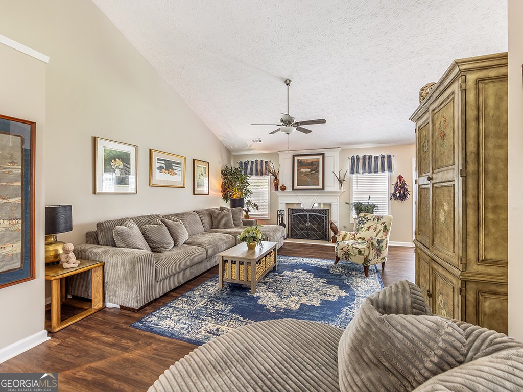 4720 Amelia Avenue Cumming - 4
