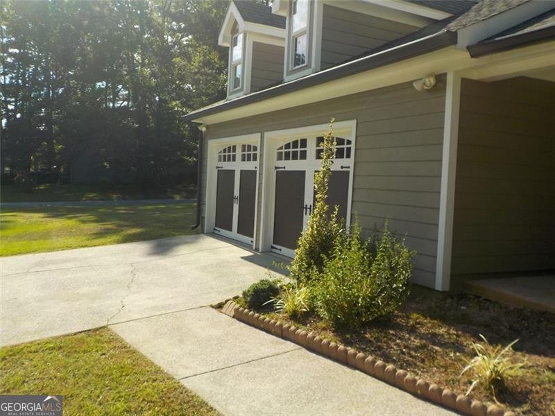 2554 RED BARN Marietta - 32
