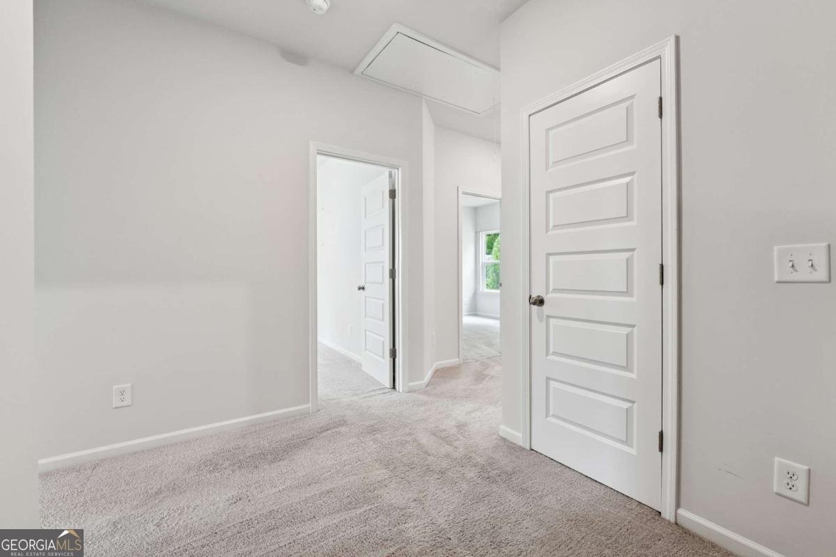 3843 CLARINGTON Drive Marietta - 17