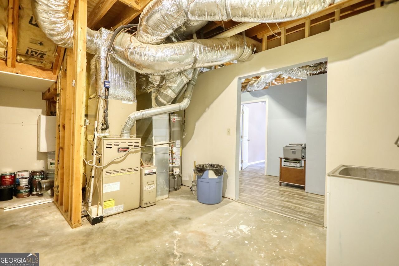 380 GLYNNSHIRE Court Covington - 76