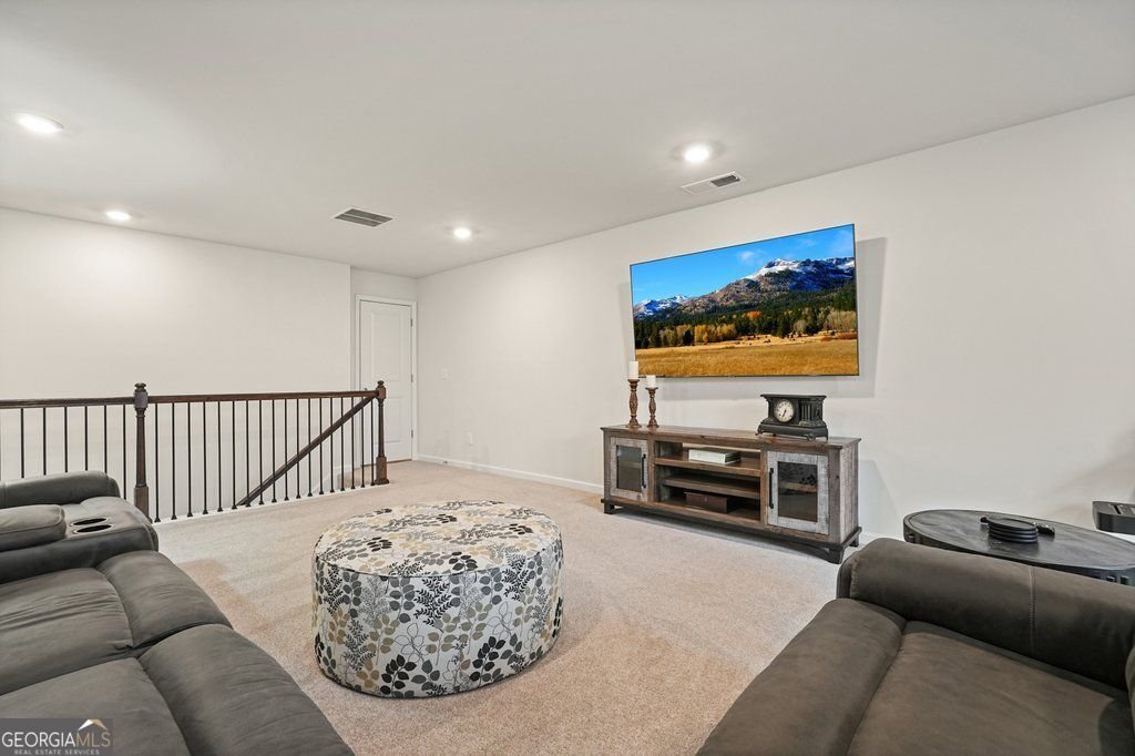 130 ROLLING HILLS Place Canton - 1