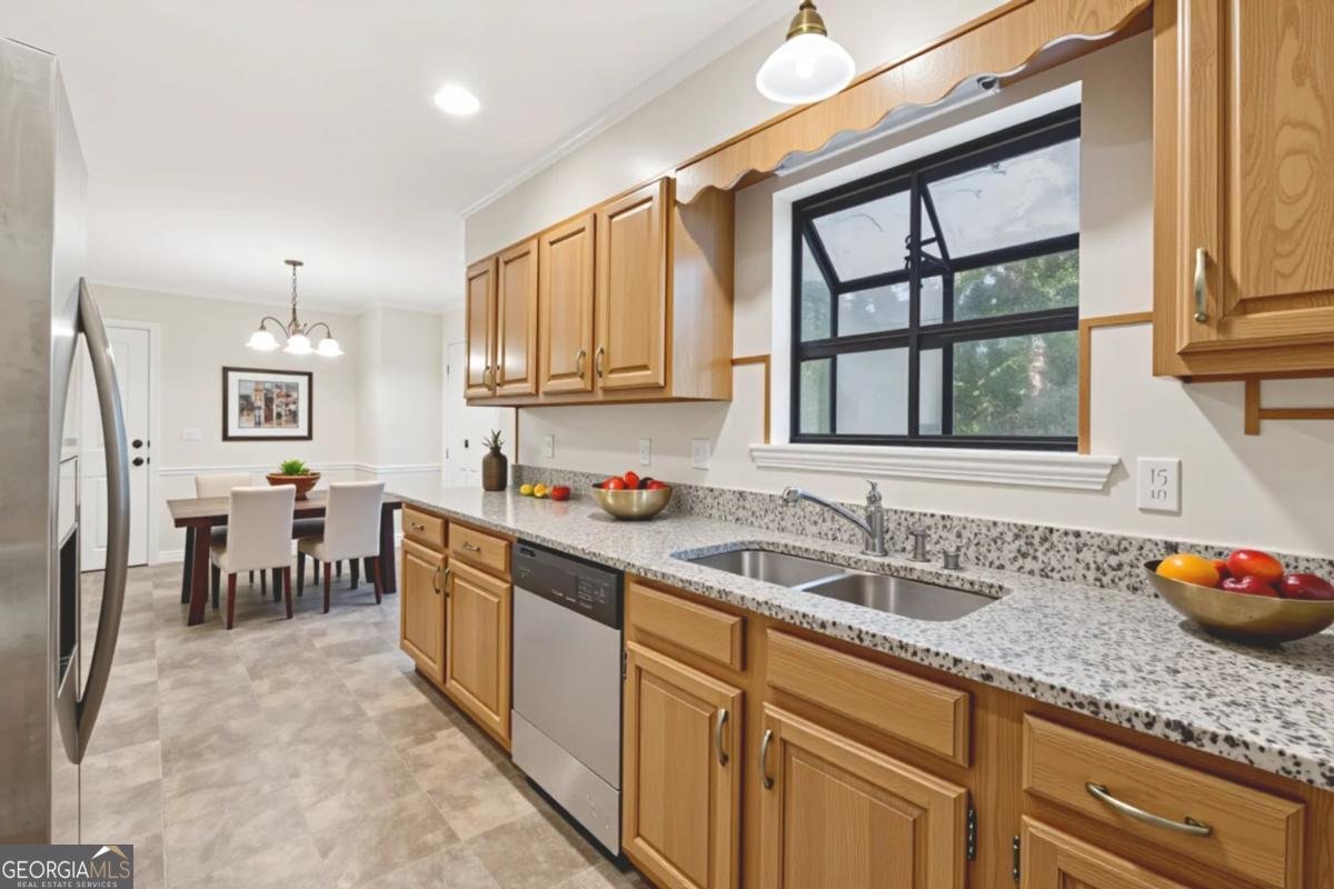 3106 Camden Court Decatur - 9