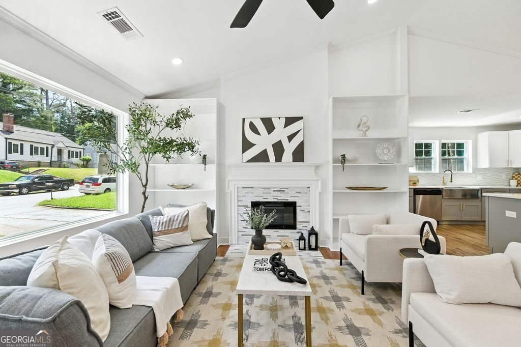 1707 Richland Road Atlanta - 2