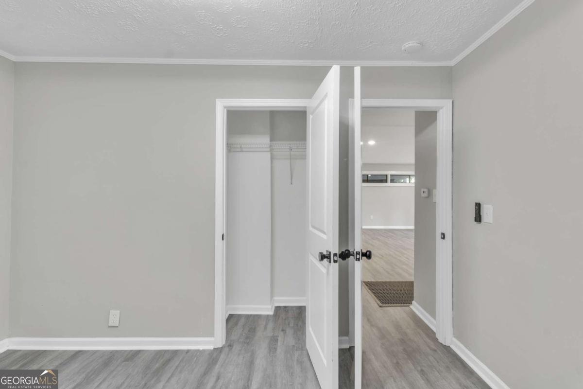 2535 Lakewood Avenue Atlanta - 23