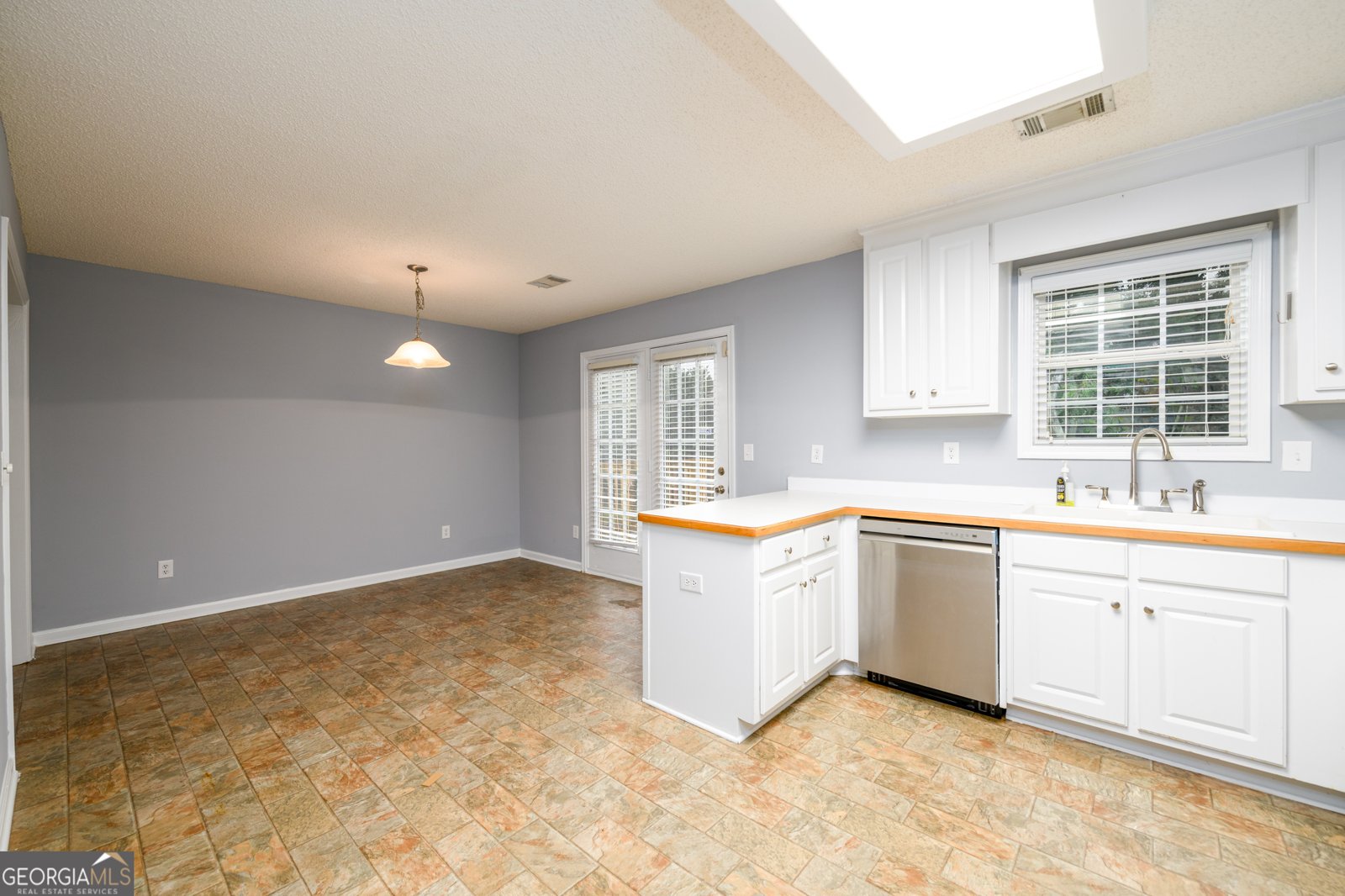 1250 Maxey Court Winder - 2