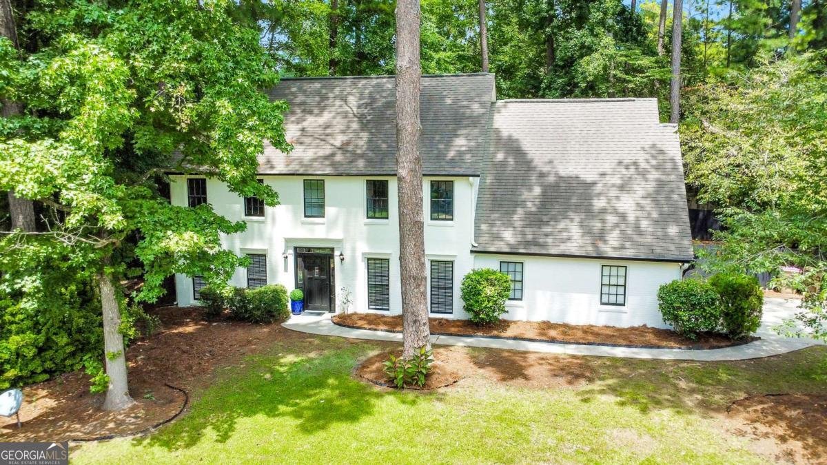 4929 Willow Creek Drive Woodstock - 55