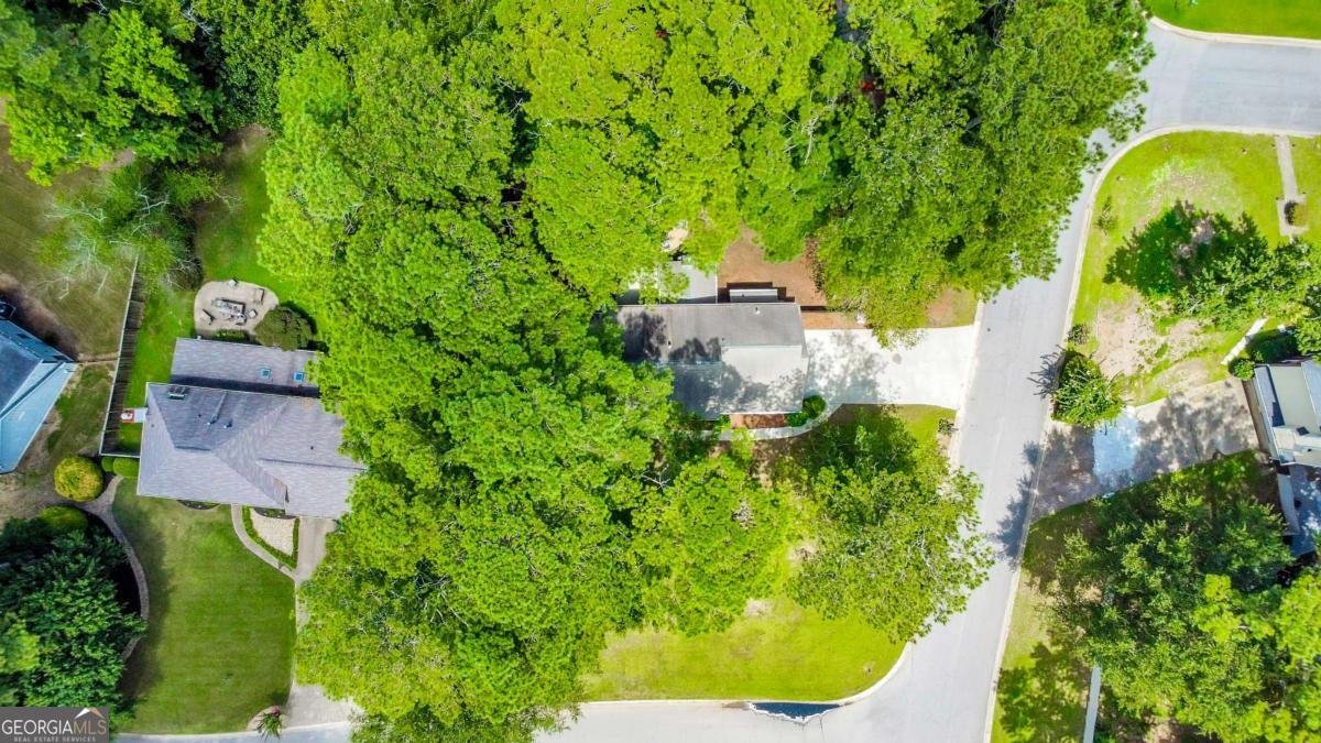4929 Willow Creek Drive Woodstock - 56
