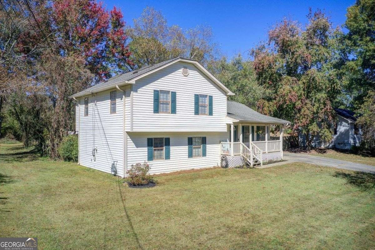 1370 Compton Woods Drive Loganville - 31