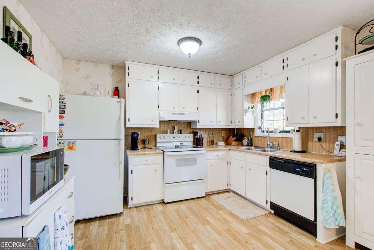 1370 Compton Woods Drive Loganville - 9